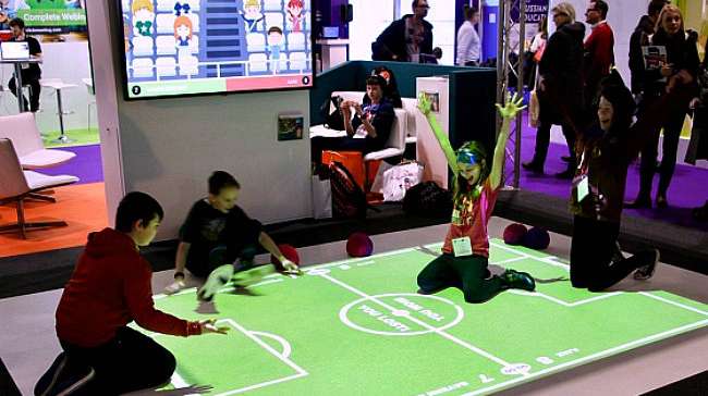 New WizeFloor Wall Mode and Dungeon Jump App Presented at Bett Show